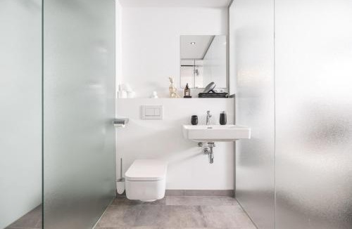 Schlitters Apartment | MaxStudio Premium Apartment Zillertal mit Bergblick