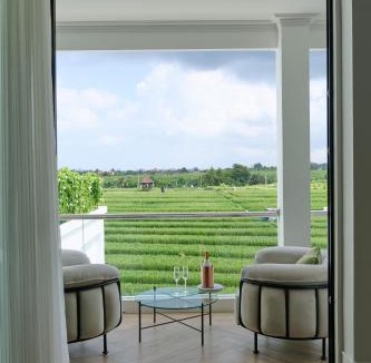 Babakan Villa | Mayfair Place