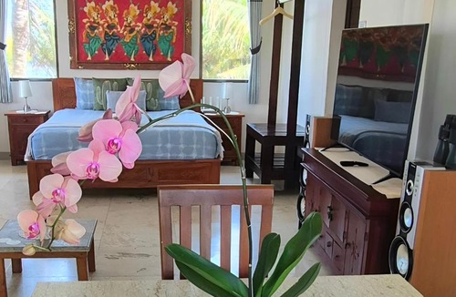 Mendoyo Apartment | Medewi Manor