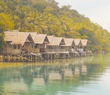 Raja Ampat House | Meos Ambower Homestay Raja Ampat
