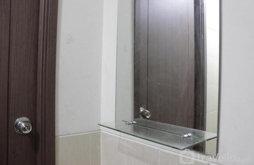 Cileunyi Apartment | Modern and Cozy Studio Room at Easton Park Residence near UNPAD By Travelio