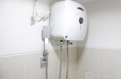 Cileunyi Apartment | Modern and Cozy Studio Room at Easton Park Residence near UNPAD By Travelio