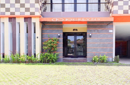 Panjer House | Modern Twin Suite Stay with Free WiFi and Parking