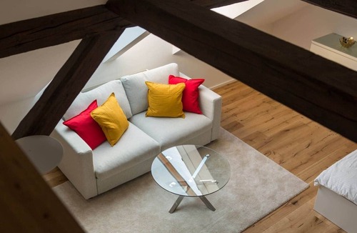 Lend Apartment | Modernes Apartment im Zentrum der Stadt