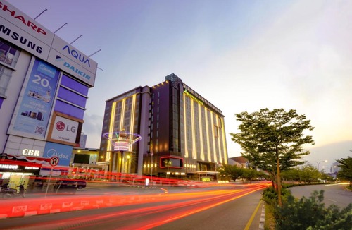 Lubuk Baja Hotel | Nagoya Hill Hotel Batam