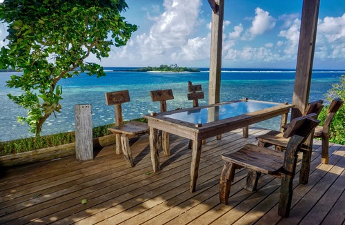 Wangi-Wangi Bed & Breakfast | Naya Matahora Island Resort