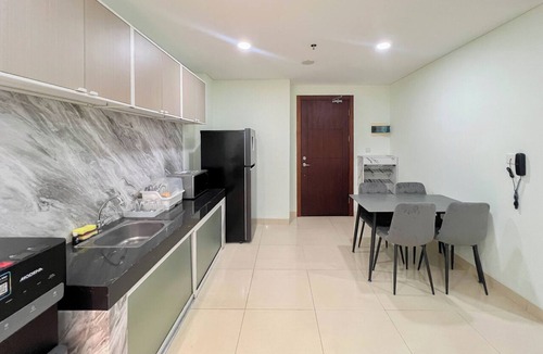 Kesawan Apartment | Neat And Cozy 2Br At The Reiz Condominium Medan