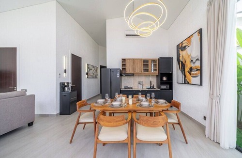 Kutuh Villa | New 2BR Villa Near Pandawa Beach, Huge Pool+Garden