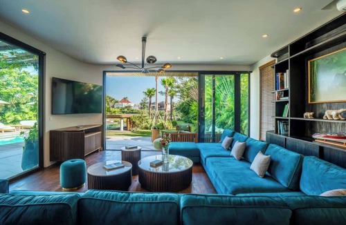 Sunset Road House | *NEW* Bali's Masterpiece - The Dreamtime House -