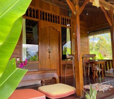Munduk House | North Bali Eco Cabin Nature Retreat