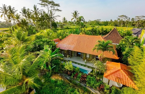 Singakerta Villa | Nyaman Villa 2 by EVDEkimi – romantic escape among rice fields w/pool, terrace - Long stay extras