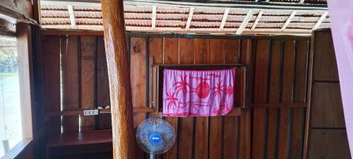 Mansuar Island House | Nyanderos homestay