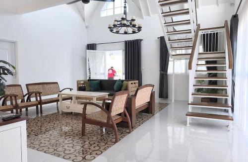 Banjarasri Hotel | Omah Koe 812 by ABM