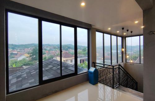 Semarang Hostel | OXIXO Stay - Home Stay