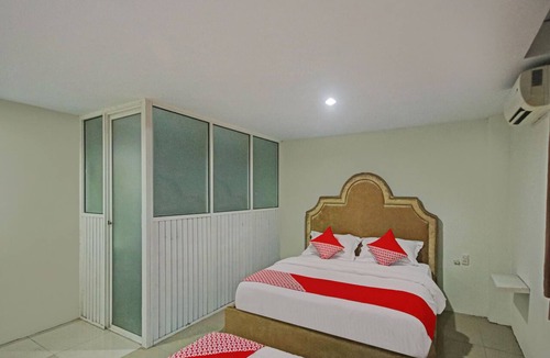 Medan Hotel | OYO 2574 Z Suites Hotel