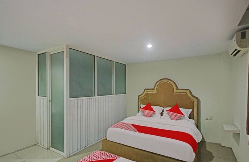 Medan Hotel | OYO 2574 Z Suites Hotel