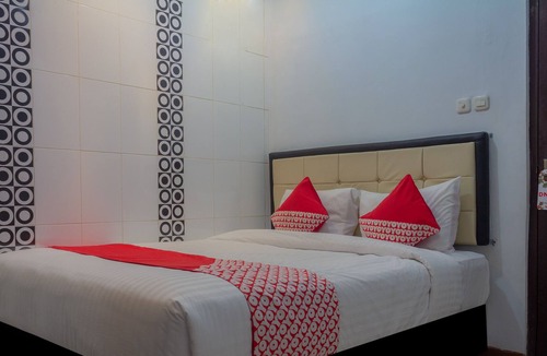 Gambir Hotel | OYO 649 K68 Residence