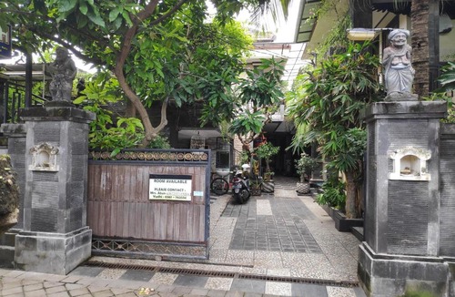 Kuta Hotel | OYO 90274 Odah Guest House