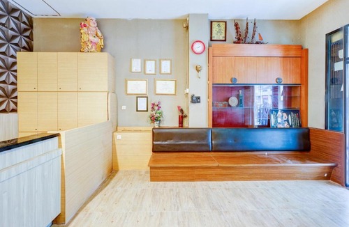 Lubuk Baja Hotel | OYO 90351 Hotel Five Star 1