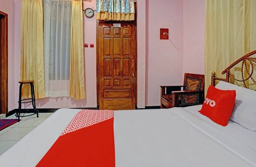 Sidomulyo Hotel | OYO 90488 Harwin Homestay