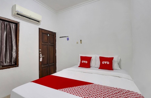Sinduadi Hotel | OYO 91082 Nathania Exclusive