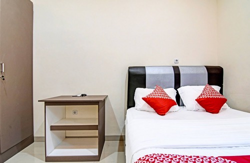 Pekanbaru Hotel | OYO 91269 R&s Living Residence
