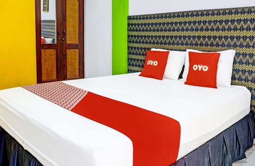 Karawang Timur Hotel | OYO 91796 Guest House Ghalta Syariah