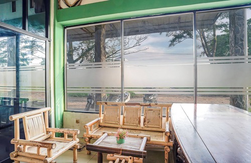 Singkawang Hotel | OYO 92609 Guest House Malay Singkawang