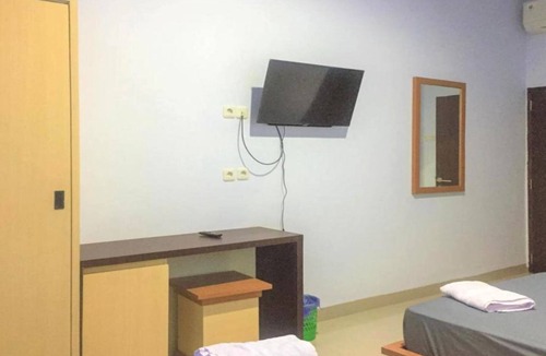 Makassar Hotel | OYO 93169 Bnb Homestay