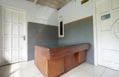 Tulungagung Hotel | OYO 93628 Scorpion Guest House & Beach
