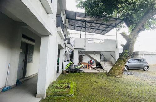 Makassar Hotel | OYO 95134 Guest House Bonto Sunggu Syariah
