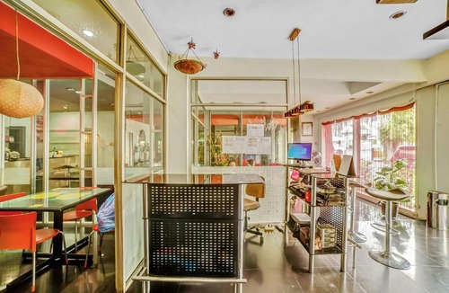 Medan Hotel | OYO Flagship 90759 Beatrix Apartment