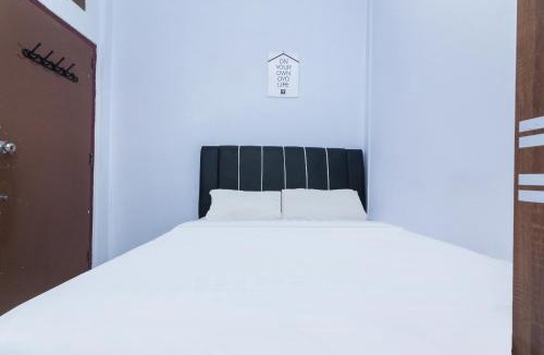 Batam Hotel | OYO Life 2670 Aline Kost