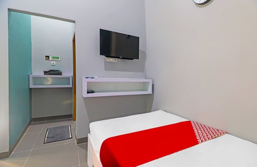 Jambi Hotel | OYO Life 92691 Mc Kost Syariah