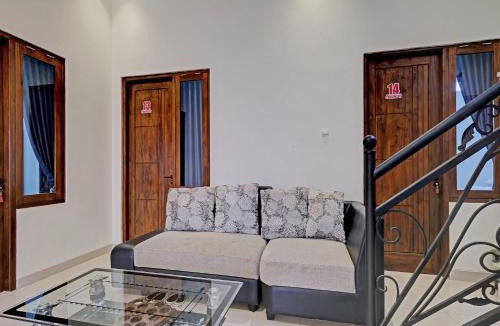 Sewon Hotel | OYO Life 92935 Ayu Kost Eksklusif