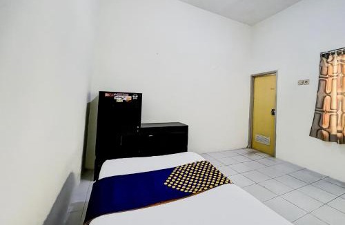 Malang Hotel | OYO Life 93398 Sudimoro Guest House Syariah