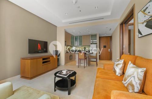 East Kuningan Apartment | Pavorin by Kozystay - Kuningan