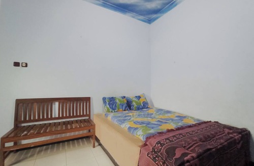 Kepanjen Hotel | Penginapan Asri Syariah