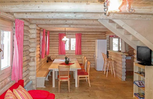 Unterweissenbach House | Pet friendly home in Unterweissenbach with sauna