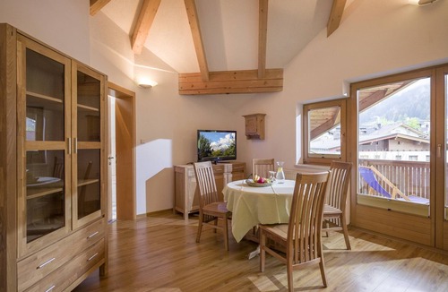 Kaltenbach Apartment | Pleasing Apartment in Kaltenbach near Ski Area