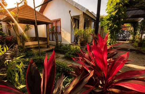 Sengkidu House | Pondok DlodPoh
