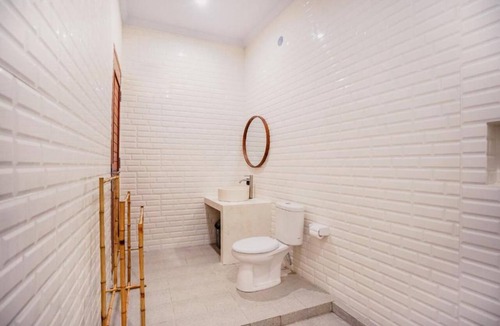 Batu Bolong Hotel | Pondok Yogi Guest House Canggu