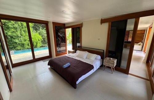 Kalipuro Villa | Pool Villa - Villa Grogol Estate