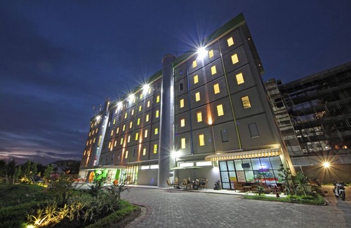 Tangerang Hotel | POP! Hotel Airport Jakarta