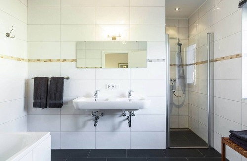 Rennweg am Katschberg Ski Chalet | Posh Villa in Rennweg am Katschberg with Wellness and Bar