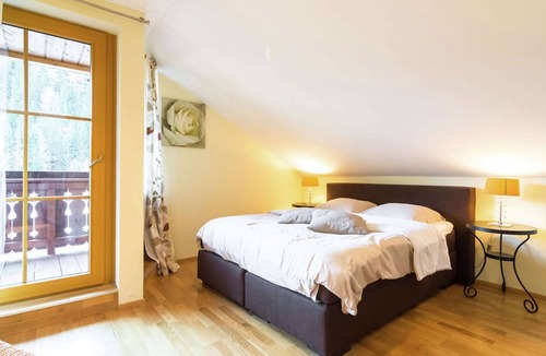 Rennweg am Katschberg Ski Chalet | Posh Villa in Rennweg am Katschberg with Wellness and Bar