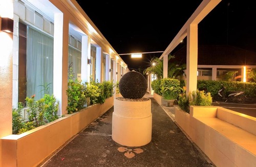 Raya Kuta Villa | Privat Pool villa at kuta