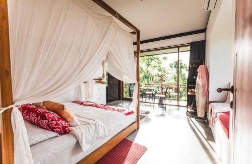 Mambal Villa | Private 3 Bedrooms Tropical Modern Villa with Infinity Pool - Ubud
