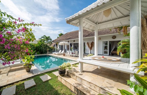 Ungasan Villa | Private Pool Private Villa Garden Gazebo