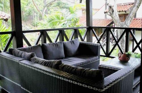 Batam Villa | Private Tropical 3 Bedroom Villa - Nongsa Village Batam
